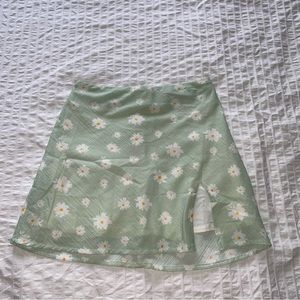 Princess Polly green floral skirt with lil slit